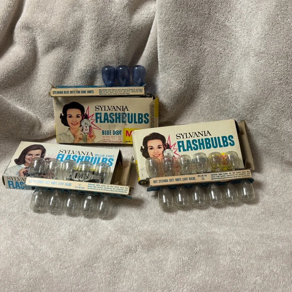Vintage Sylvania Blue Dot M3 Flashbulbs Clear Blue Bulbs Photography Lighting 25